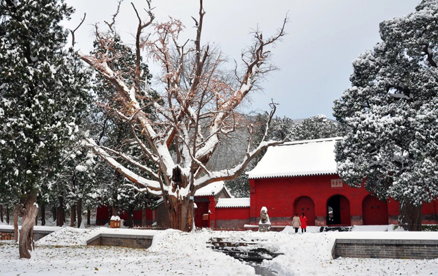 嵩山雪